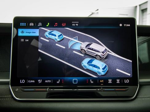 New 2026 Volkswagen Tiguan SE R-Line FWD image 46