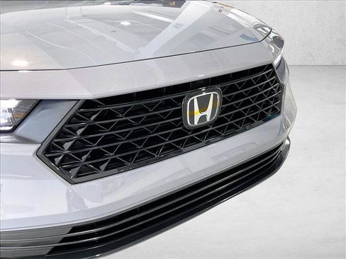 Used 2026 Honda Accord SE image 30