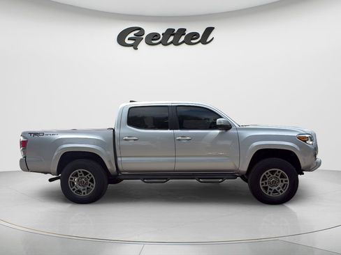 Used 2020 Toyota Tacoma TRD Sport RWD image 4