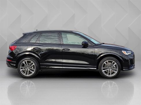 New 2025 Audi Q3 2.0T Premium image 7
