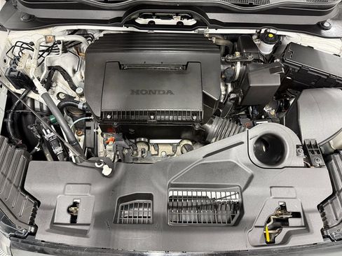 Used 2023 Honda Pilot TrailSport image 35