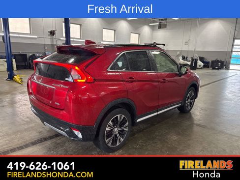 Used 2018 Mitsubishi Eclipse Cross SEL image 5