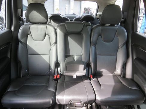 Used 2018 Volvo XC90 T6 Momentum w/ Convenience Package AWD/4WD image 21
