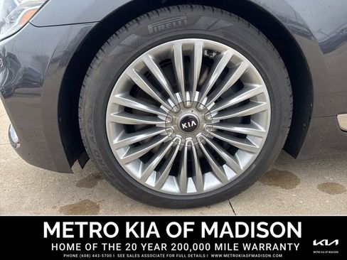 Used 2020 Kia K900 Luxury w/ VIP Package AWD/4WD image 11