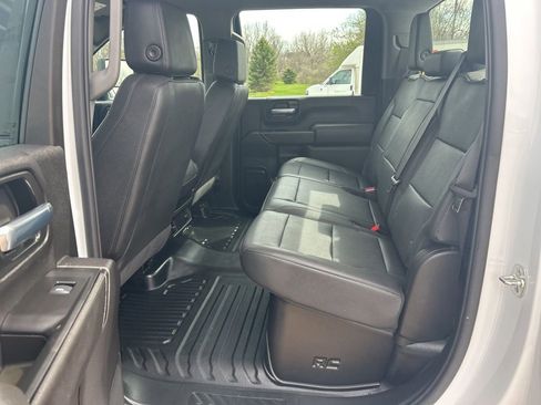 Used 2025 Chevrolet Silverado 2500 W/T image 16