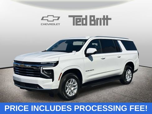Used 2026 Chevrolet Suburban LT w/ Comfort Package AWD/4WD image 1