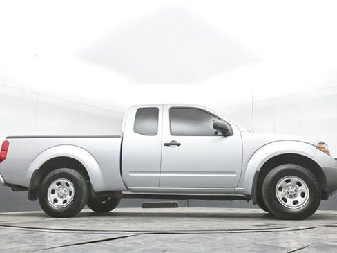 Used 2019 Nissan Frontier S image 45