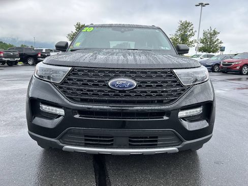 Used 2020 Ford Explorer XLT w/ Equipment Group 202A AWD/4WD image 11