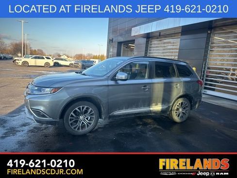 Used 2016 Mitsubishi Outlander SEL image 8