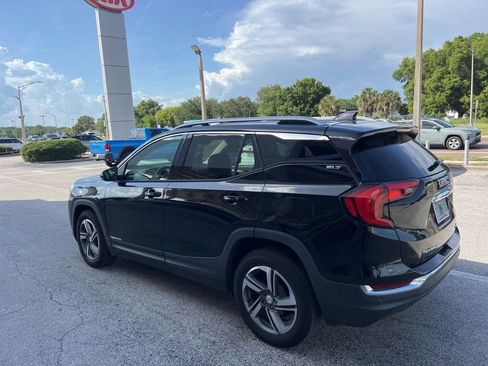 Used 2019 GMC Terrain SLT w/ Preferred Package AWD/4WD image 3