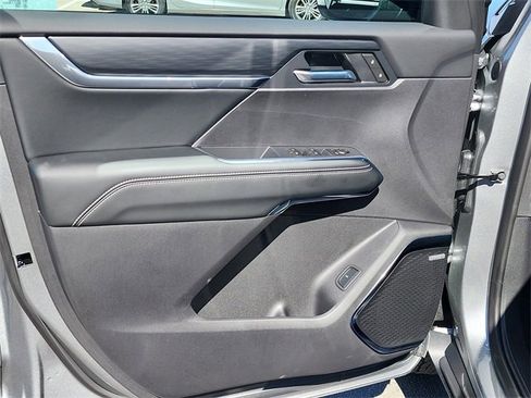 New 2026 GMC Acadia Elevation w/ Super Cruise Package image 11