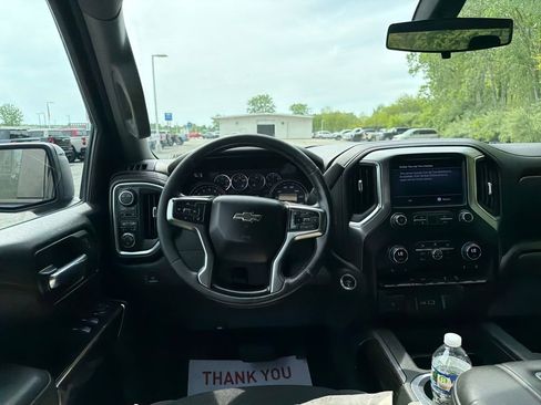 Used 2020 Chevrolet Silverado 1500 LT Trail Boss AWD/4WD image 24