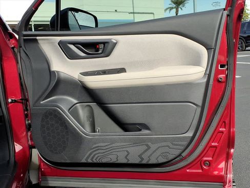 Certified 2025 Subaru Forester w/ Convenience Package #1 image 22