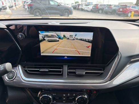 New 2026 Chevrolet Trax ACTIV w/ Driver Confidence Package FWD image 23