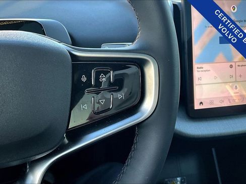 Certified 2025 Volvo EX30 Plus w/ Climate Package image 27