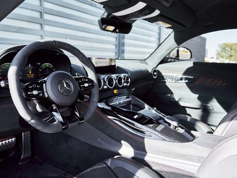 Used 2021 Mercedes-Benz AMG GT Black Series image 2