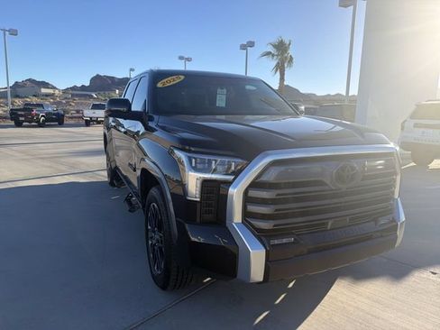 Used 2025 Toyota Tundra Limited AWD/4WD image 3