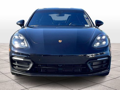 Used 2021 Porsche Panamera image 3