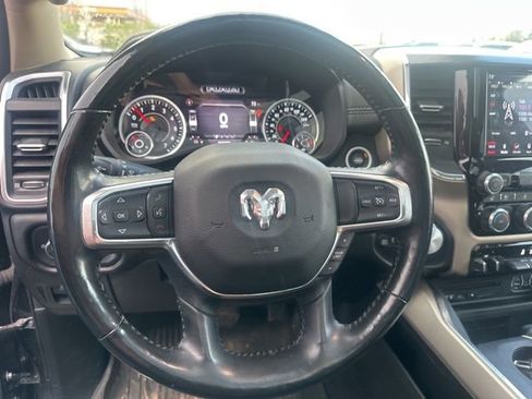 Used 2019 RAM 1500 Laramie AWD/4WD image 6