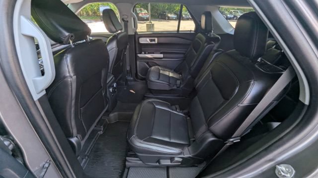 Used 2023 Ford Explorer Limited w/ Equipment Group 301A AWD/4WD image 20