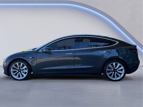 Used 2018 Tesla Model 3 Long Range AWD/4WD image 3