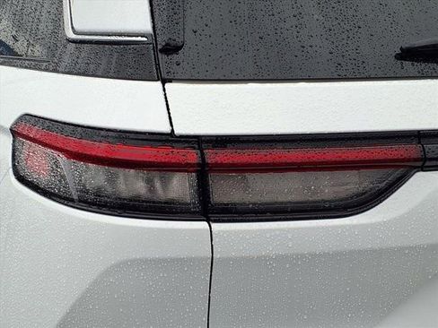 Used 2024 Jeep Grand Cherokee Limited image 27