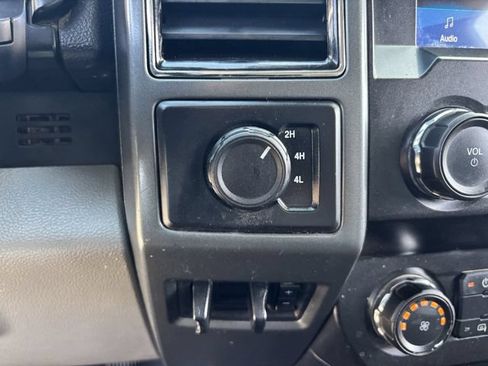 Used 2021 Ford F250 4x4 Crew Cab Super Duty image 26
