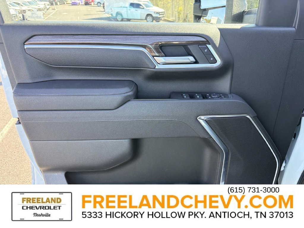 Used 2025 Chevrolet Silverado 2500 LT w/ Safety Package AWD/4WD image 27