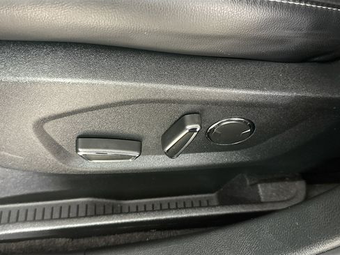 Used 2019 Ford Edge SEL w/ Equipment Group 201A image 22