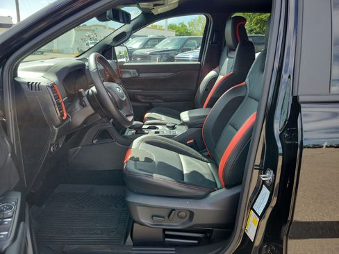 Used 2025 Ford Ranger Raptor AWD/4WD image 15