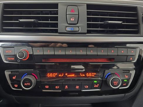 Used 2017 BMW 330i xDrive Sedan image 21