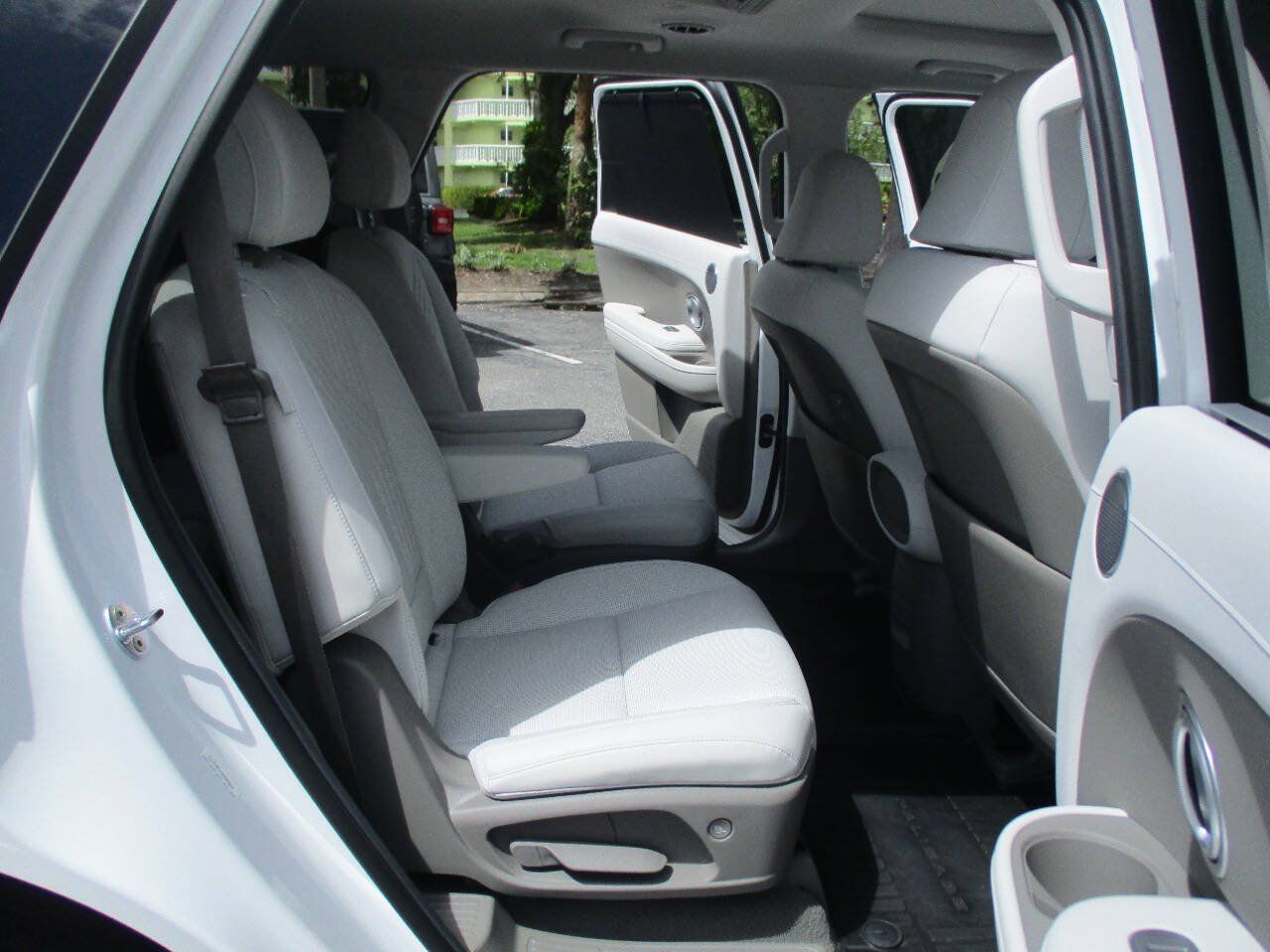 Used 2026 Hyundai Palisade SEL Premium FWD image 32
