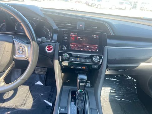 Certified 2021 Honda Civic EX image 17