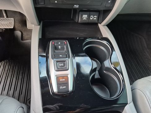 Used 2022 Honda Pilot Touring image 30