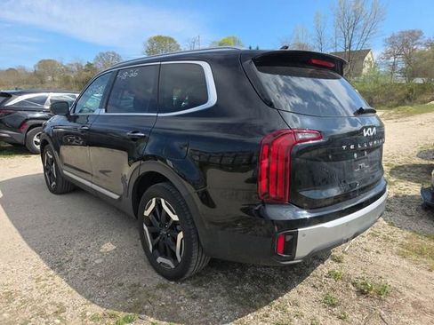 Used 2023 Kia Telluride S AWD/4WD image 5