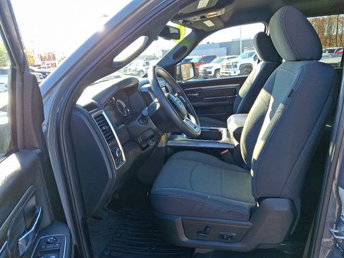 Used 2022 RAM 1500 Classic Warlock w/ Ceramic Gray Warlock Package image 13