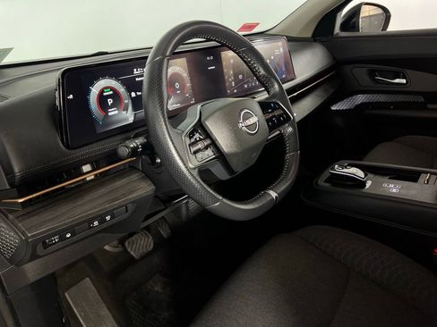 Used 2024 Nissan Ariya FWD image 21
