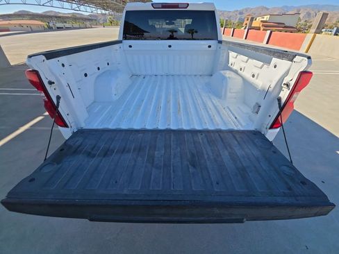 Used 2021 Chevrolet Silverado 1500 Custom image 26