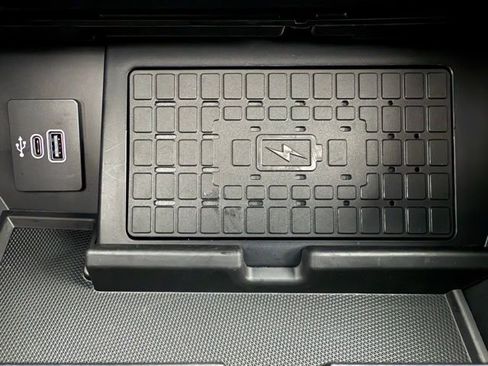 Used 2025 Ford F150 Lariat w/ Equipment Group 502A High image 42