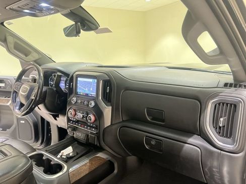 Certified 2020 GMC Sierra 3500 Denali w/ Denali Ultimate Package AWD/4WD image 26