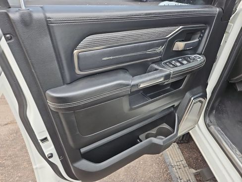 Used 2019 RAM 2500 Limited AWD/4WD image 11