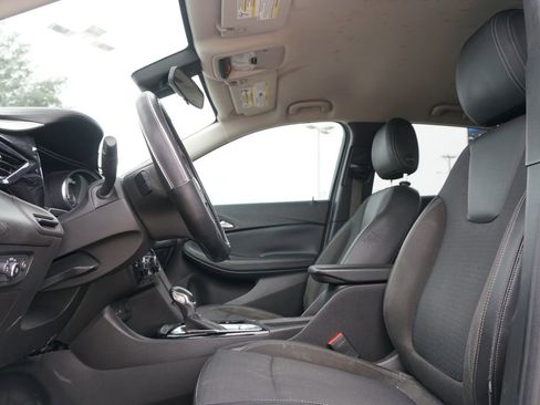 Used 2020 Buick Encore GX Select w/ Advanced Technology Package image 17