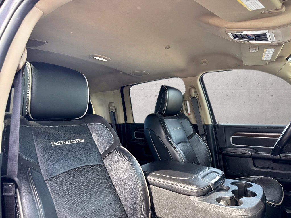 Used 2022 RAM 3500 Laramie AWD/4WD image 7