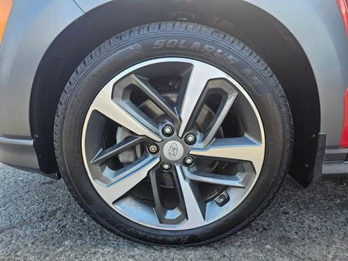 Used 2021 Hyundai Kona Limited w/ Cargo Package image 37