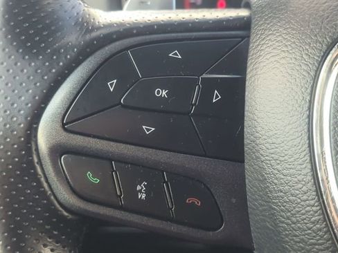 Used 2022 Dodge Durango GT image 15