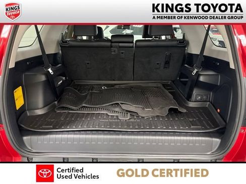 Used 2022 Toyota 4Runner Limited AWD/4WD image 16