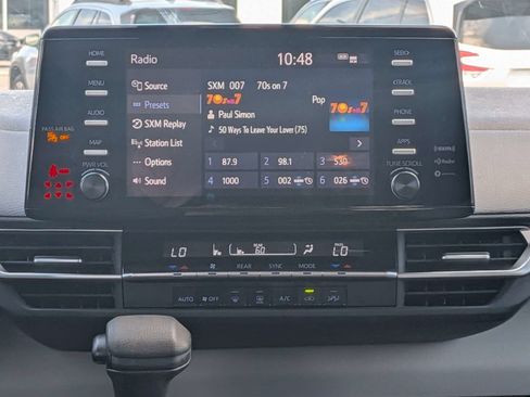 Used 2021 Toyota Sienna LE w/ LE Plus Package AWD/4WD image 17