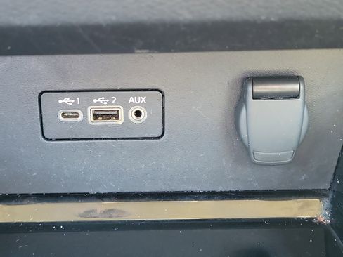 Certified 2024 Nissan Altima 2.5 SV FWD image 29