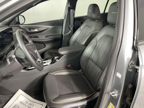 Used 2025 Buick Envista Avenir image 18