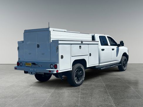 New 2026 RAM 2500 Tradesman AWD/4WD image 5